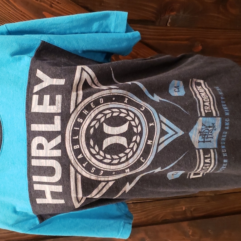 Hurley - Picture 3 of 8